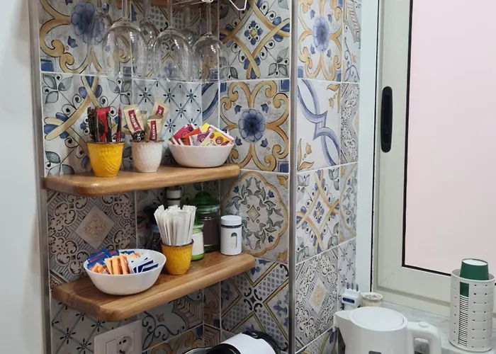 Canelli House Bed & Breakfast 3*